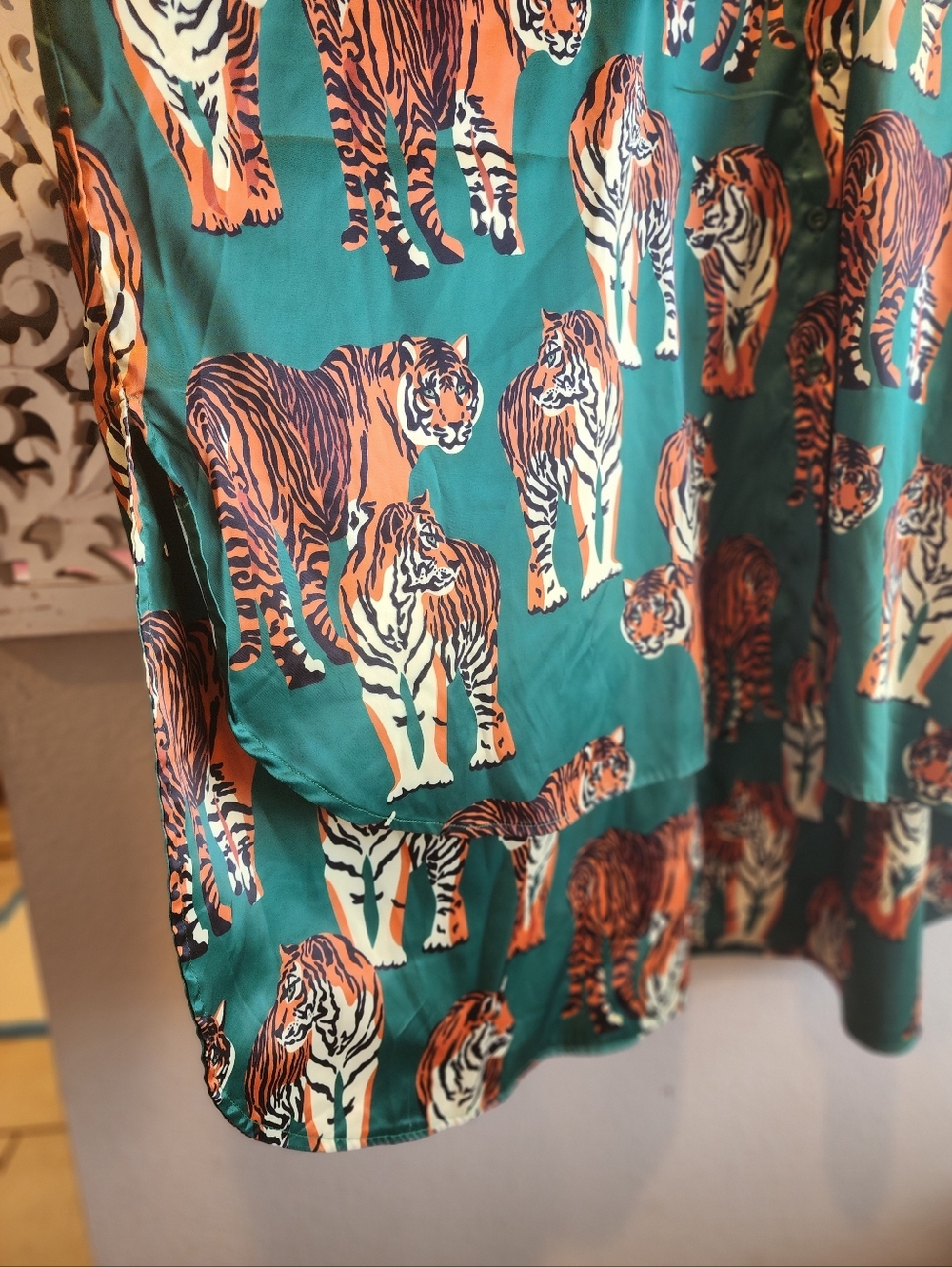 DRESS IN LALA TIGER PRINT ROYAL SATIN TOP IN EMERALD SIZE XXL NWOT - Picture 8 of 16